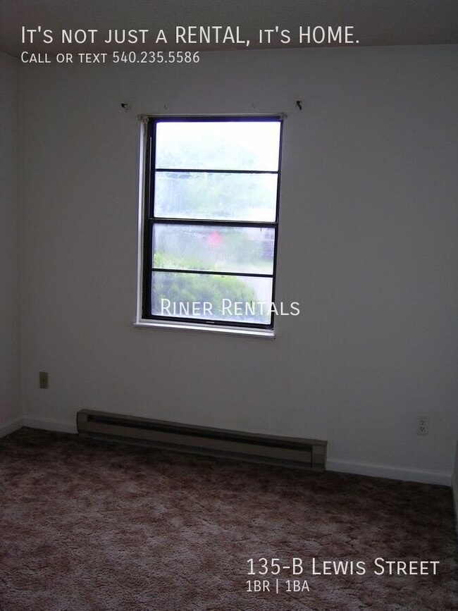 135-B Lewis St