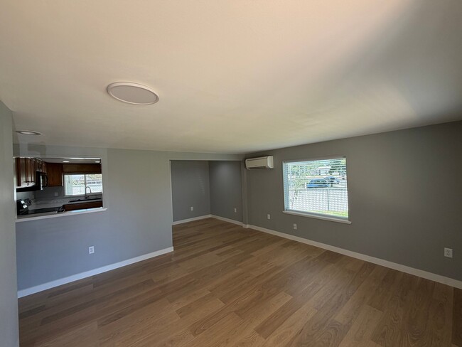 Photo - 809 Stanton Ave