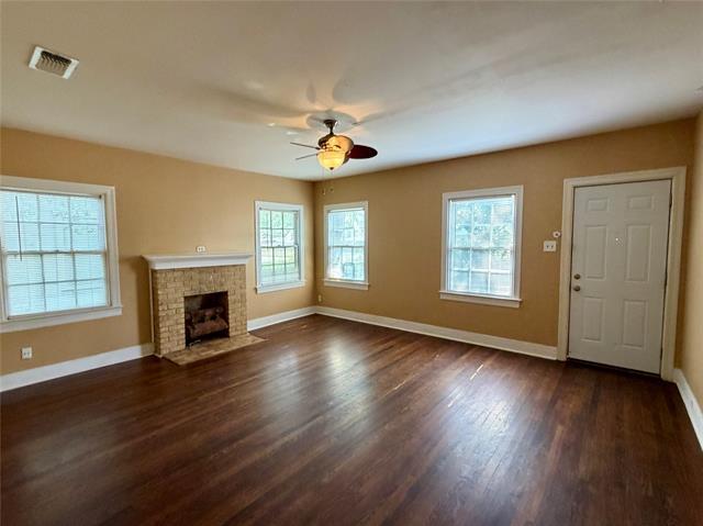 Photo - 889 Ross Ave