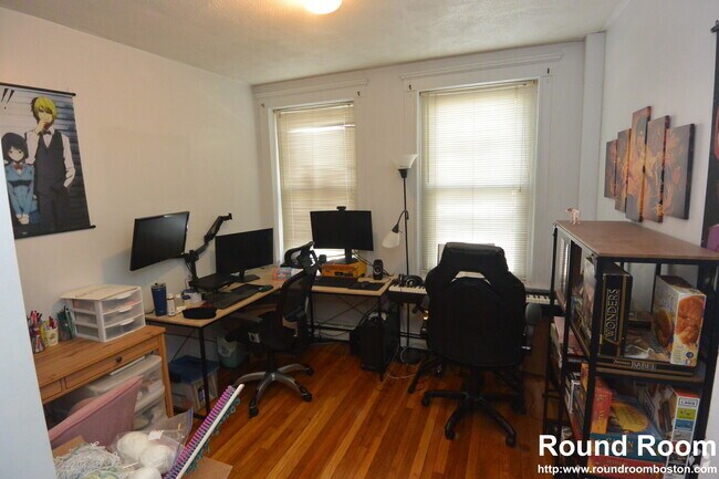Building Photo - 24 Ransom Rd Unit 6 Rental