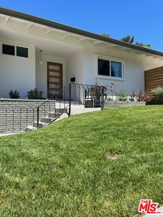 Building Photo - 5304 Baza Ave Rental