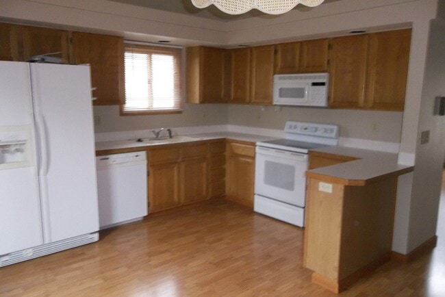 Photo - 3742 Benthaven St