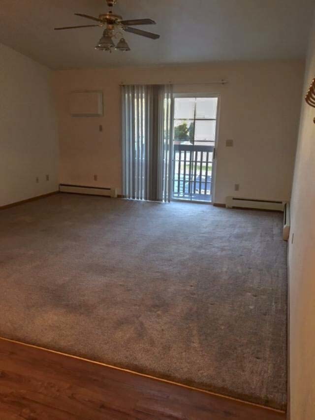 Living Room opening to deck - 1710 36th Ave Unit 5B