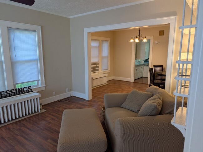 Photo - 22 N Wise Ave
