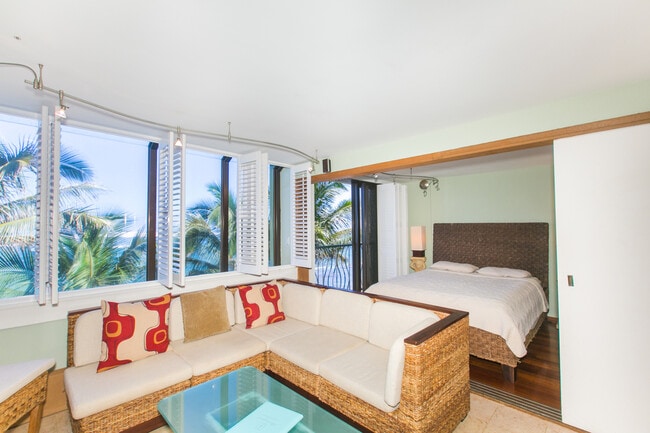 Photo - Fully Furnished Beach Front Condo on North Shore!