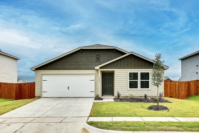 Building Photo - 829 Eagles Nest Dr
