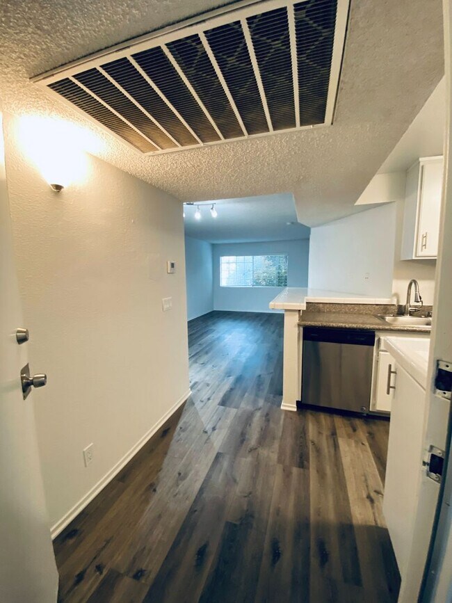 Photo - Regency Square Apartments