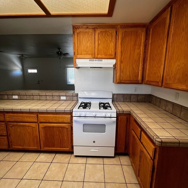 Photo - 7764 Corona Ave