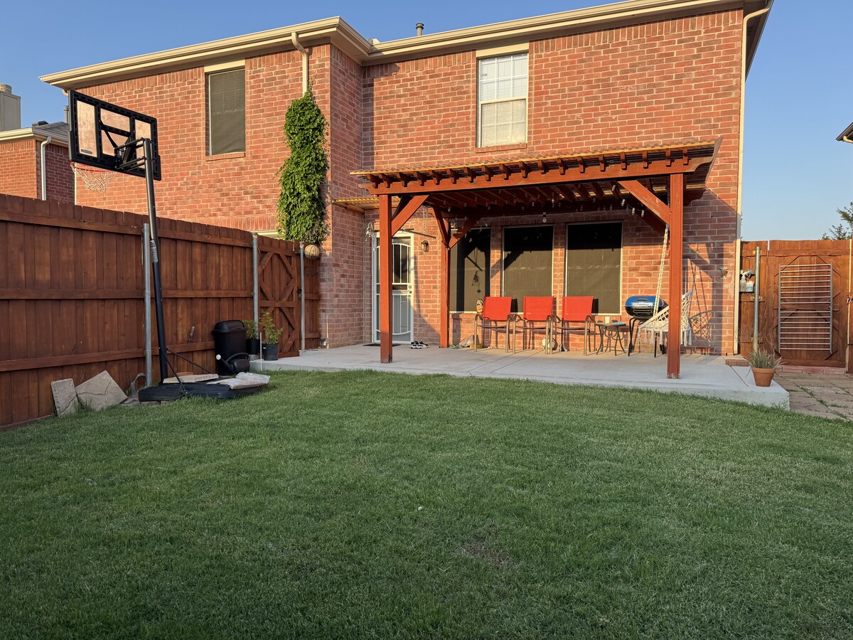 Photo - 7767 Emilie Ln