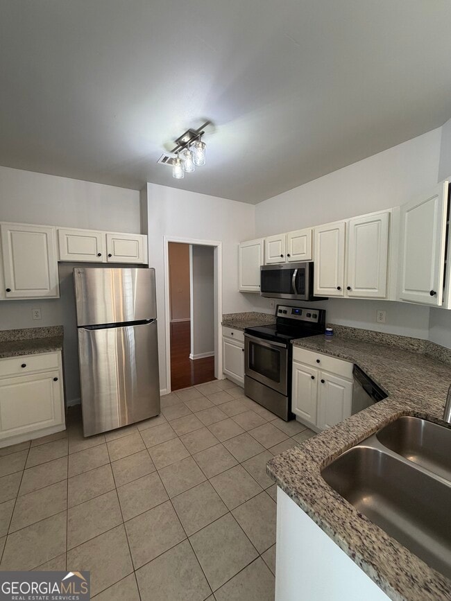 Photo - 5105 Yellow Pine Dr