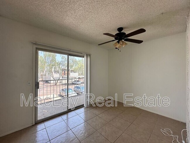 Photo - 2801 E Monte Cristo Ave