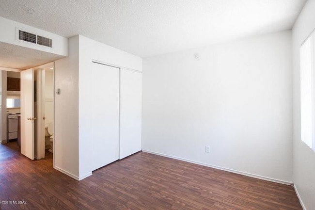 Photo - Westview Apartments