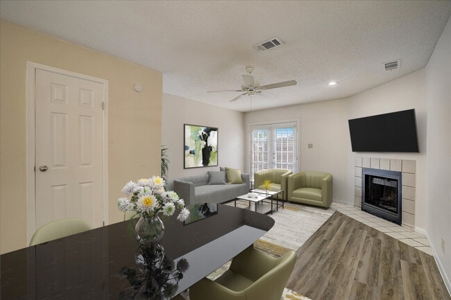 Photo - The Woods at Menchaca