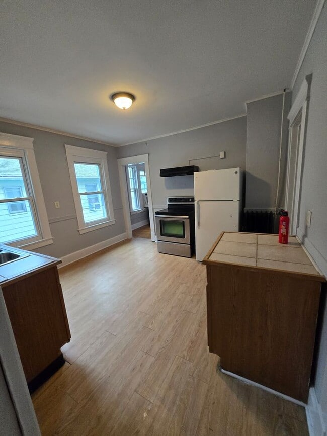 Photo - 33 Prescott St Unit Apartment 2