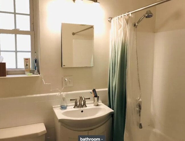 Photo - 3500 Valley Dr
