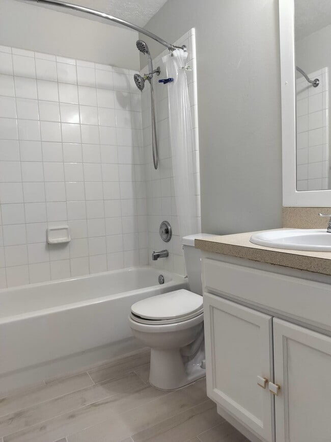 Photo - 21242 Linden House Ct