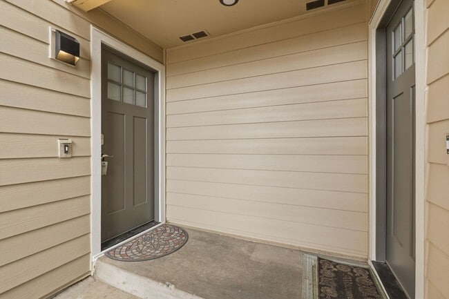 Photo - Charming Updated Condo in Great Location