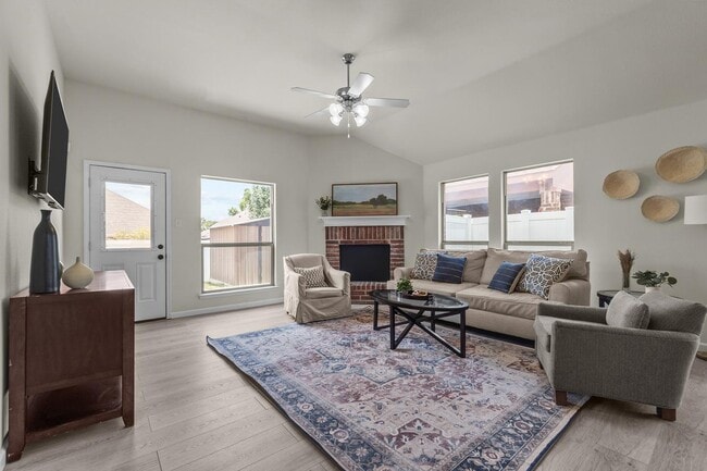 Building Photo - 3330 Shining Light Dr Rental