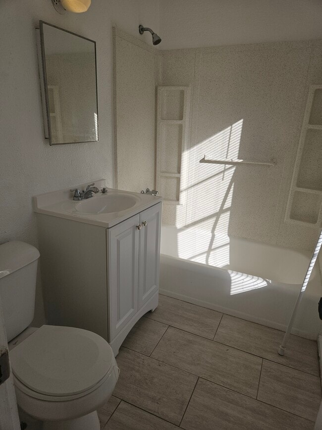 Photo - 1363 Tioga Ave.