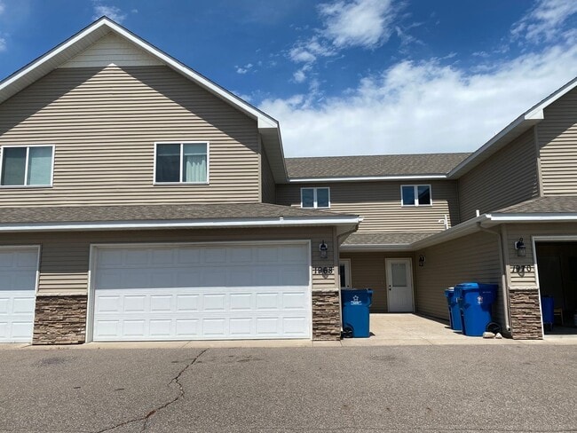 3 Bedroom Town Home - 3 Bedroom Town Home