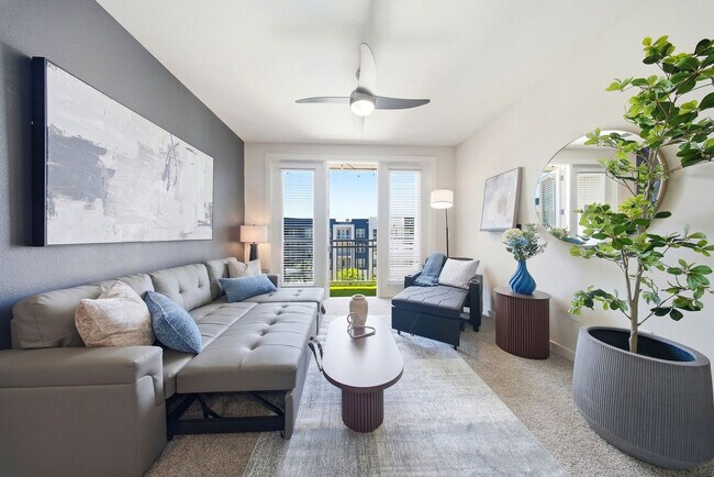 Photo - 1702 W Cleveland St Unit SI FL1-ID1521835P