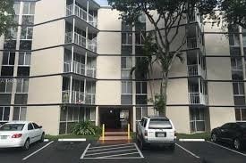 Photo - 7035 NW 186th St