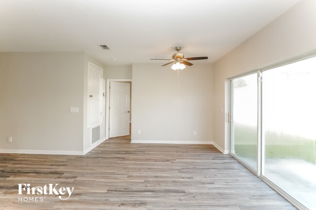 Photo - 644 Black Eagle Dr