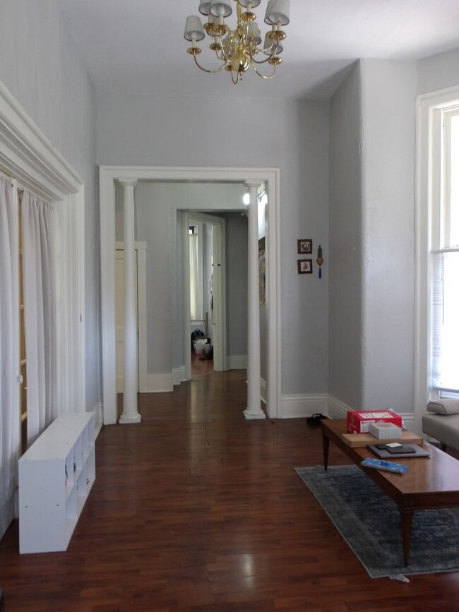 Photo - 517 St Catherine St Unit 517 w st Catherine #1