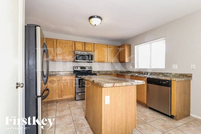 8560 W Vogel Ave