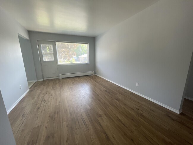 Photo - 7 Vimy Crescent Unit 9