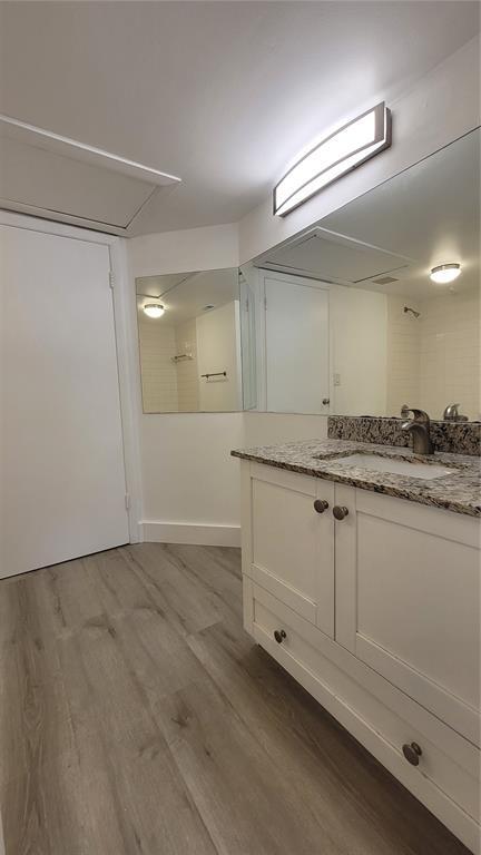 Photo - 2851 N Oakland Forest Dr Unit 210