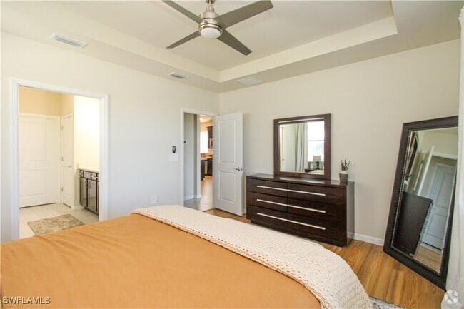 Building Photo - 2235 Yellowfin Cir Rental
