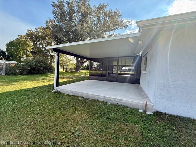 Photo - 10345 SW Riverview Cir