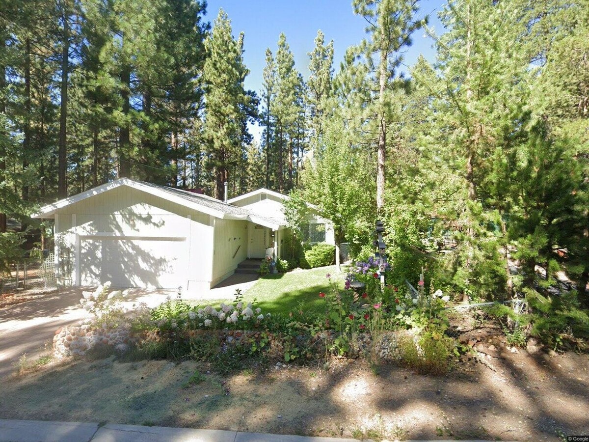 Lovely 3Bd 2Ba home available 7/1/26! Interior pictures coming soon!! - Lovely 3Bd 2Ba home available 7/1/26! Interior pictures coming soon!!