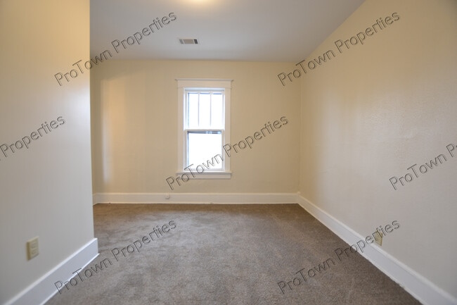 Photo - 411 Krakar Ave