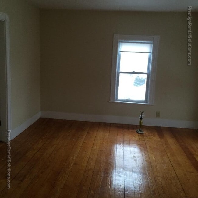 Photo - 354 Shirley St Unit 3