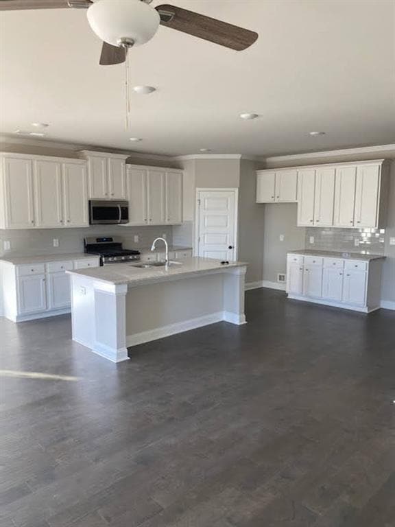 Photo - 200 Broadleaf Way