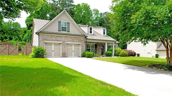 Building Photo - 3731 Ivy Lawn Dr NE Rental