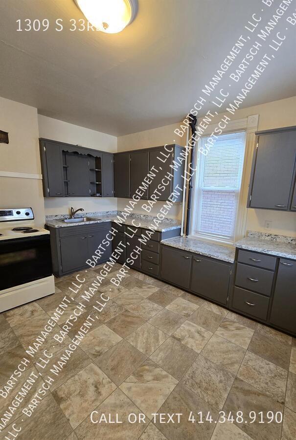 Photo - 1309 S 33rd St