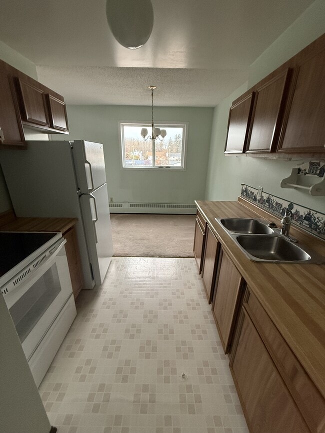 Photo - 301-911-310 10 St Unit 1