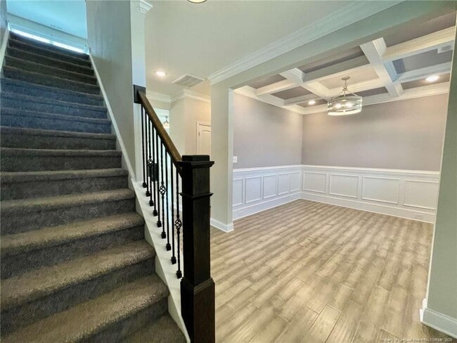 Photo - 5344 Debut Ave