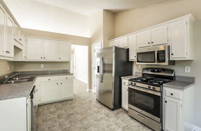 Photo - 4216 Sturbridge Dr