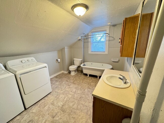 Photo - Two Bedroom Upper Unit on SW Side!