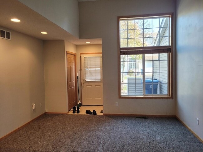 Photo - 5187 207th St N