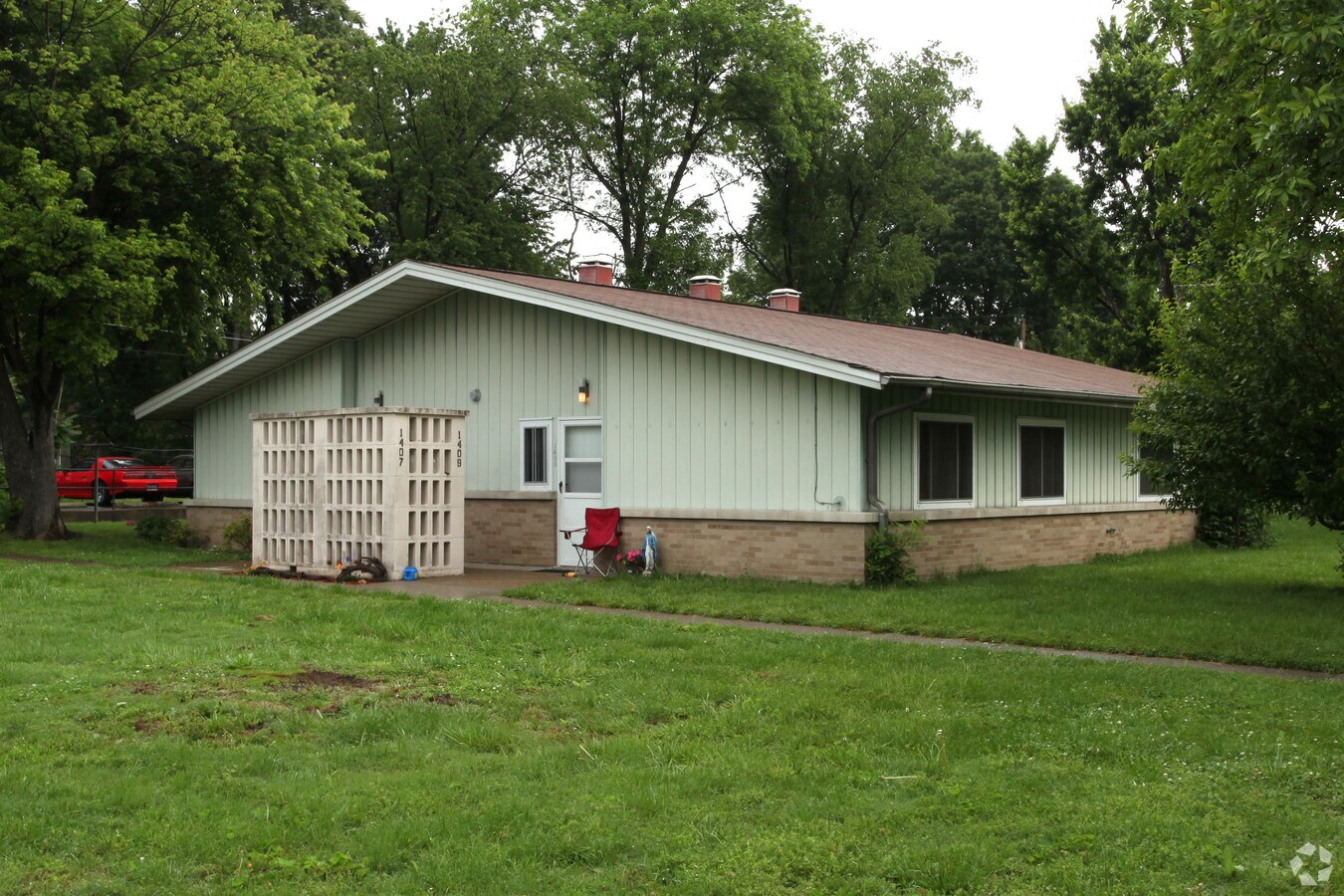 Photo - Greentree village Apartments