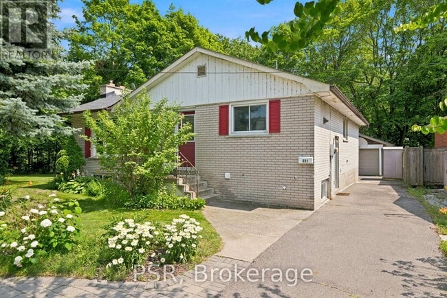 Photo - 531 Rodd Ave