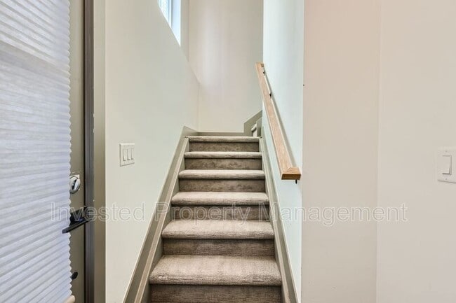 Photo - 3511 S Marion St