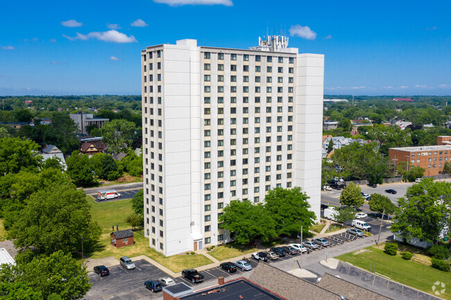 Building Photo - Niagara Towers Rental