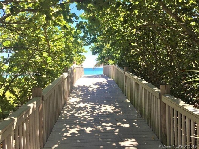 Photo - 1201 S Ocean Dr Unidad 318S