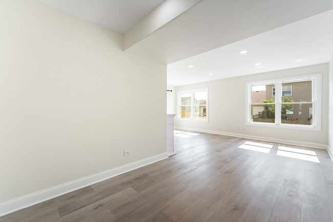 Photo - 1430 Ash Ct